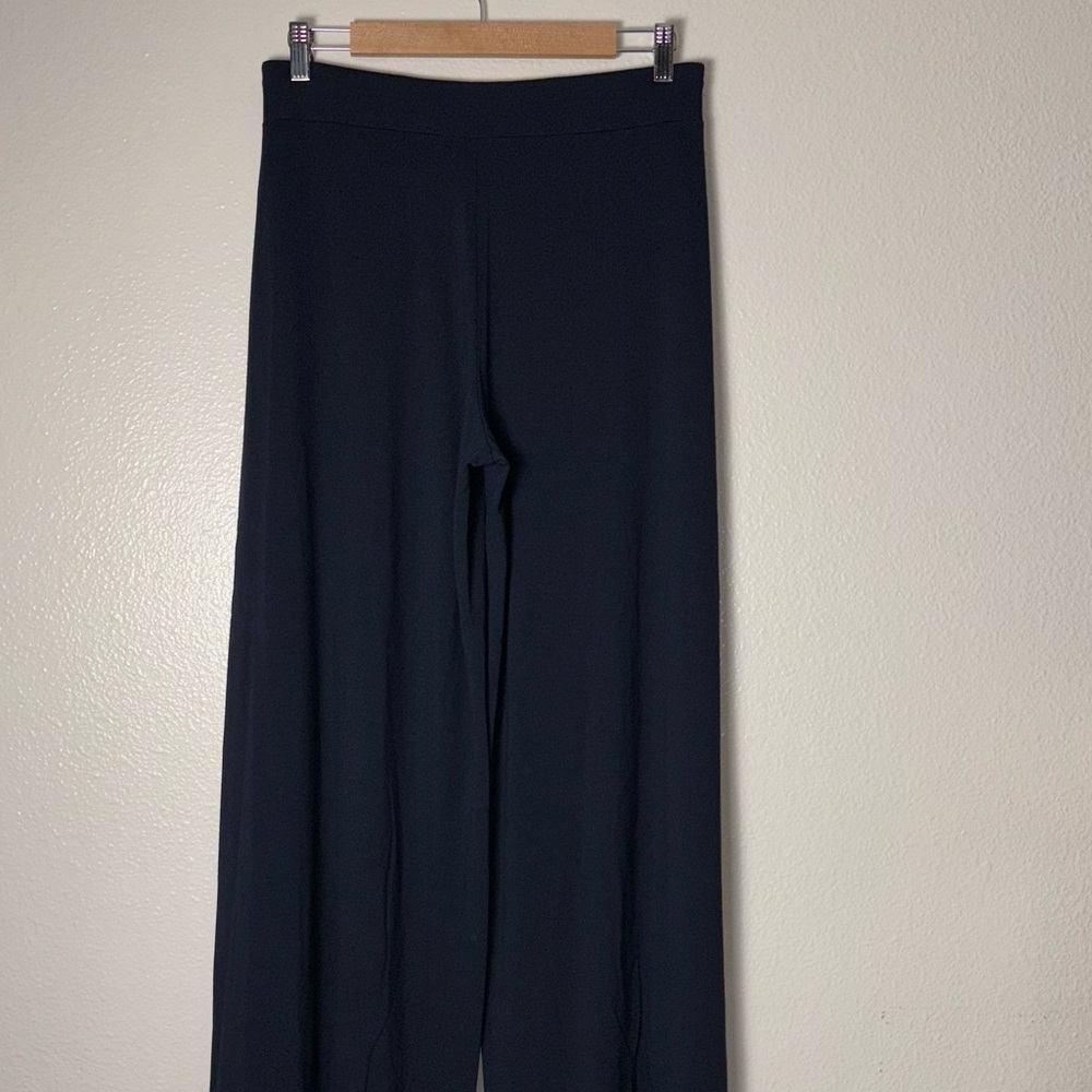 Eileen Fisher Navy Wide Leg Pants 95% viscose 5% Elastane. - Picture 8 of 16